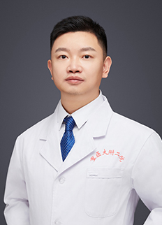李培志