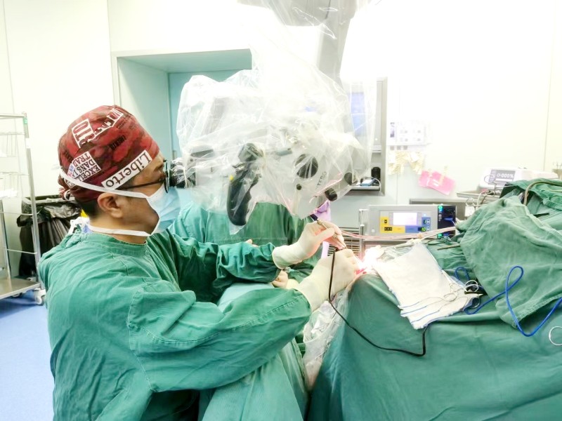 两次手术都没清除的“跨界”脑膜瘤 重医附二院多学科团队联手成功“拆弹”